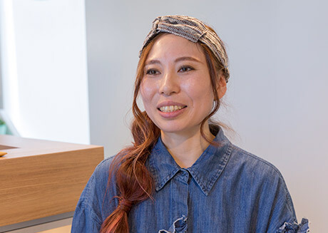 板倉 繭さん | 東京の美容学校で美容師のプロを目指す｜マリールイズ美容専門学校